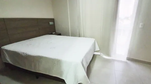 Terraço coberto privativo com churrasqueira na Cobertura 301